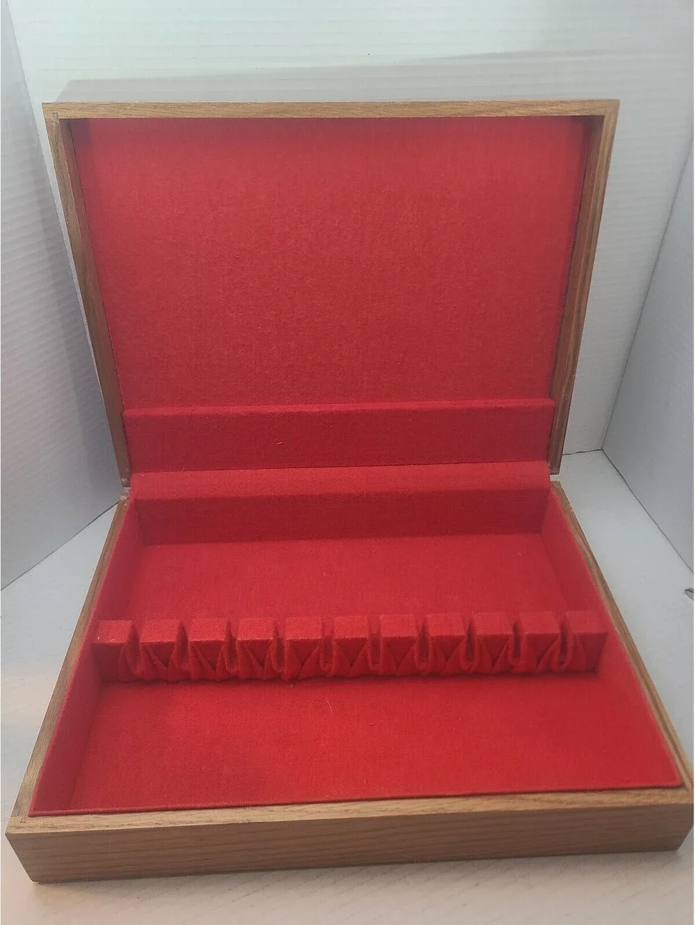 Wooden Flatware Storage Chest Red Lining 14.5